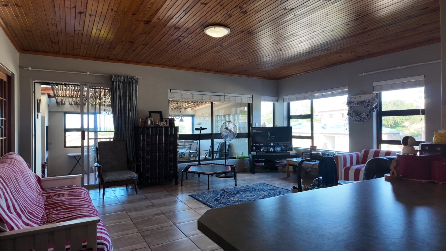 3 Bedroom Property for Sale in Stilbaai Wes Western Cape